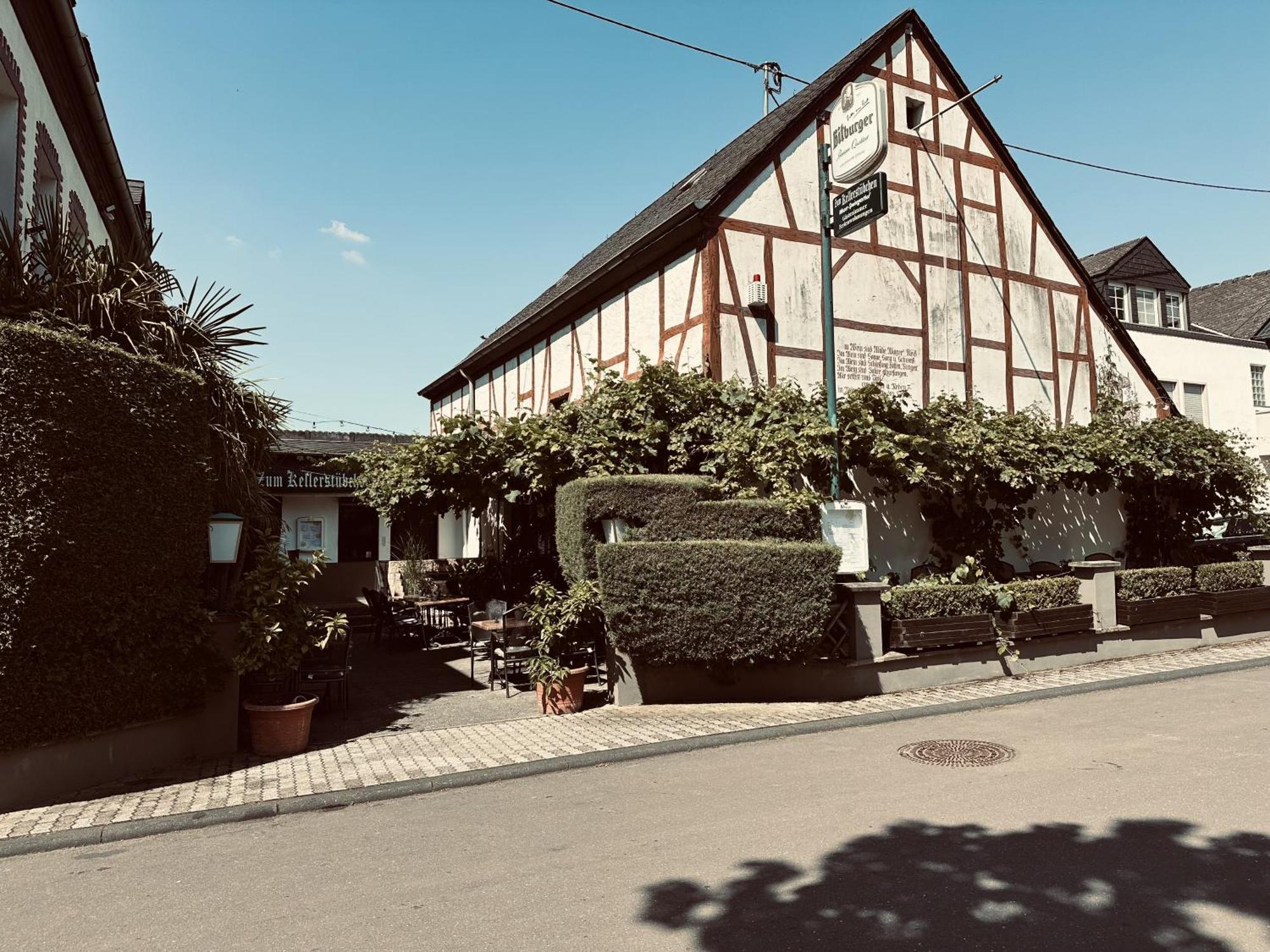 Winzergasthof Zum Kellerstuebchen Mehring  Eksteriør bilde